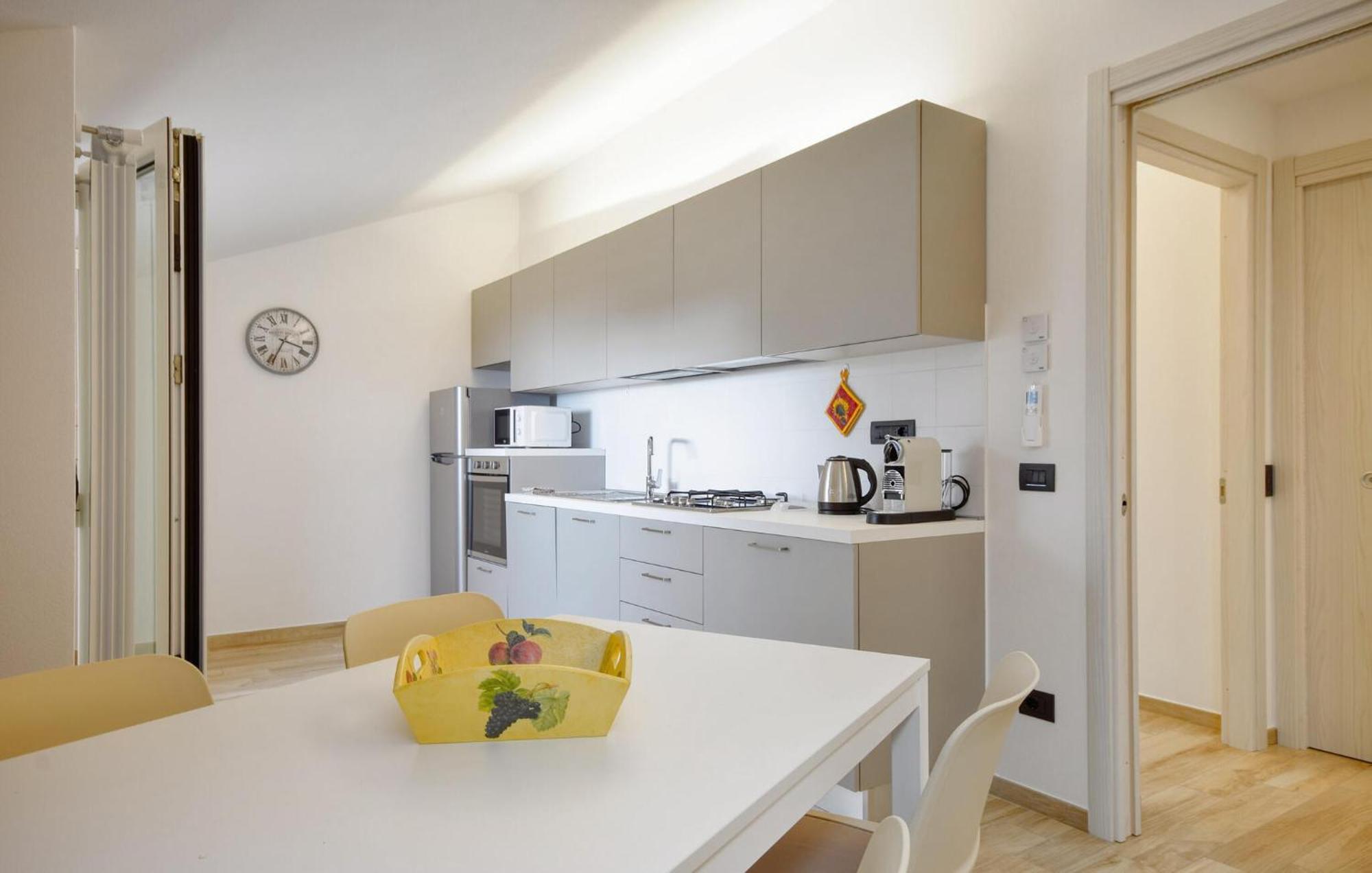 Beautiful Apartment In Moneglia With Kitchen 外观 照片